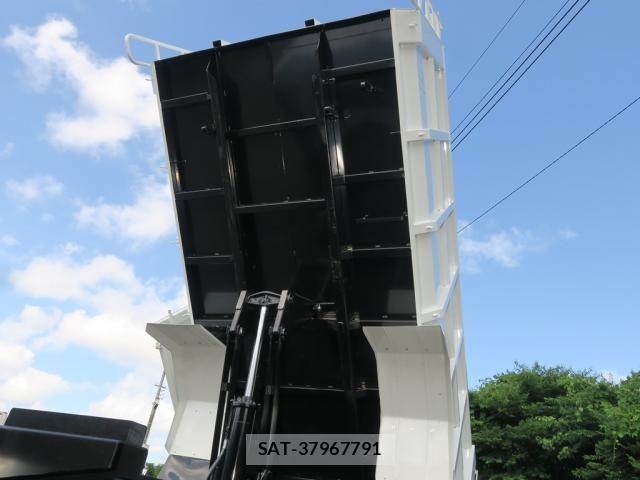 Isuzu FORWARD 2019-07 8871035-10