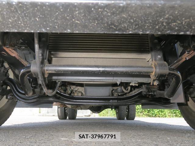 Isuzu FORWARD 2019-07 8871035-21
