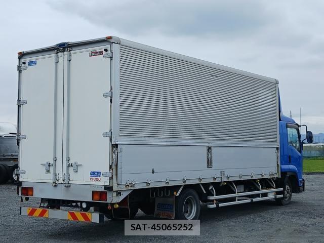 Isuzu FORWARD 2014-12 8871038-9