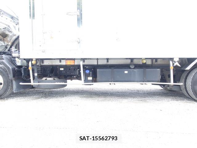 Isuzu FORWARD 2021-02 8871043-12