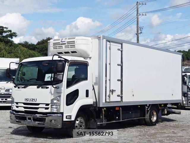 Isuzu FORWARD 2021-02 8871043-16