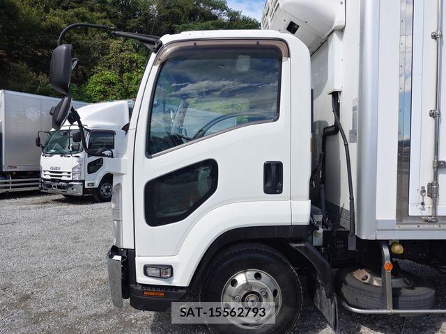 Isuzu FORWARD 2021-02 8871043-6