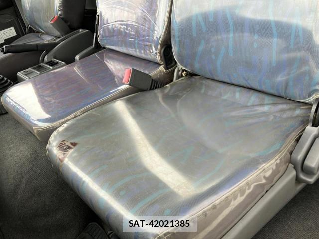 Isuzu FORWARD 2005-01 8871042-17