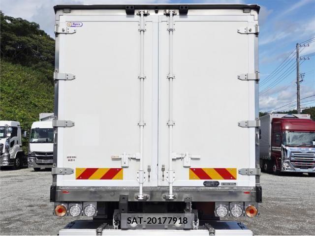 Isuzu FORWARD 2016-09 8871045-6