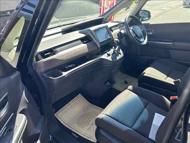 Honda FREED 2022-03 390979-4