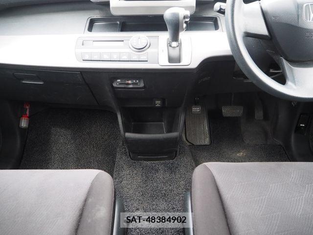 Honda FREED 2010-08 923185-15