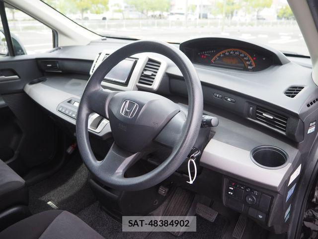Honda FREED 2010-08 923185-1