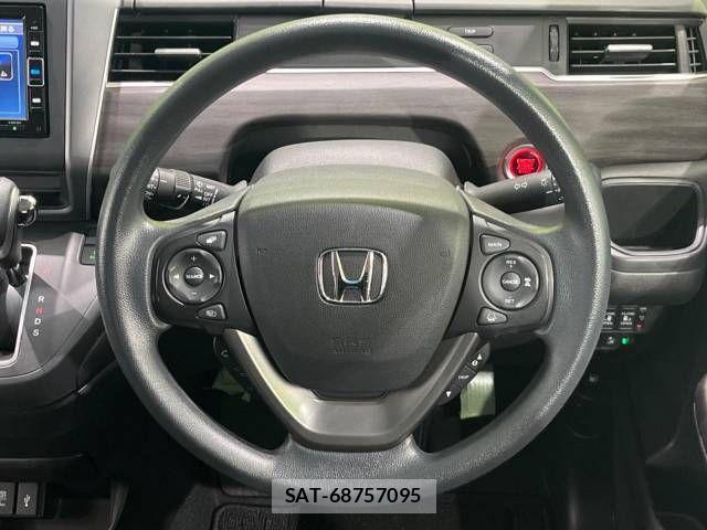Honda FREED 2023-08 967042-11