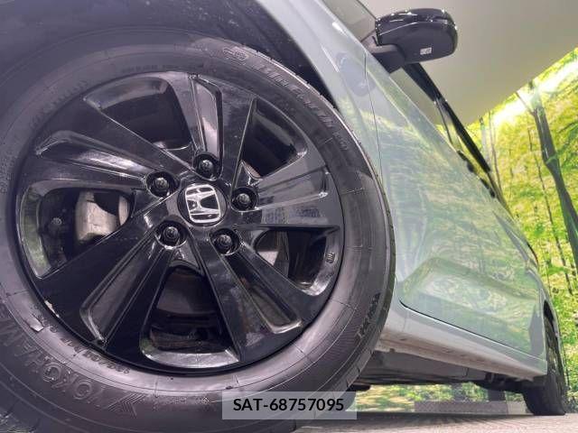 Honda FREED 2023-08 967042-13