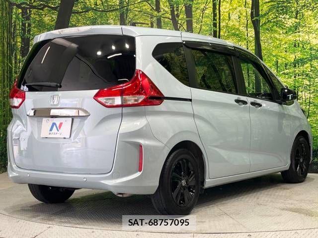 Honda FREED 2023-08 967042-16