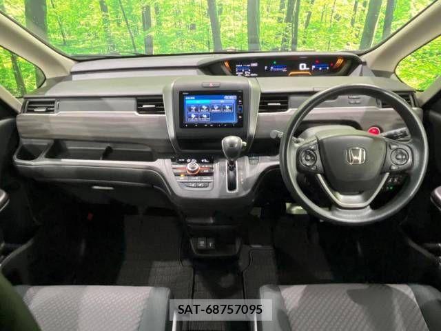 Honda FREED 2023-08 967042-1