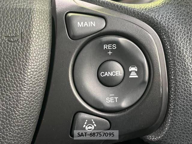 Honda FREED 2023-08 967042-3