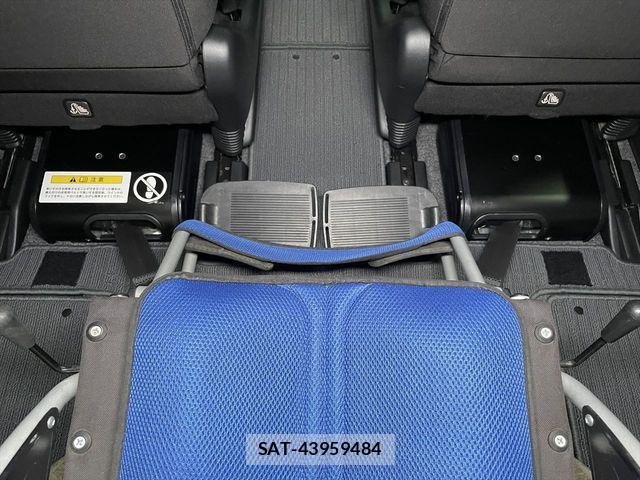 Honda FREED 2014-05 1221282-11