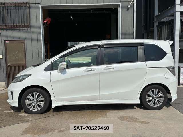 Honda FREED 2013-09 1346861-8