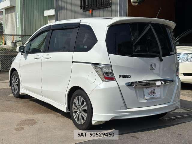 Honda FREED 2013-09 1346861-15
