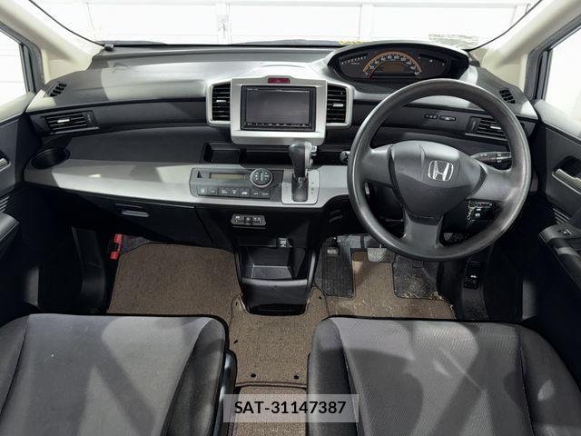 Honda FREED 2010-08 3014484-10