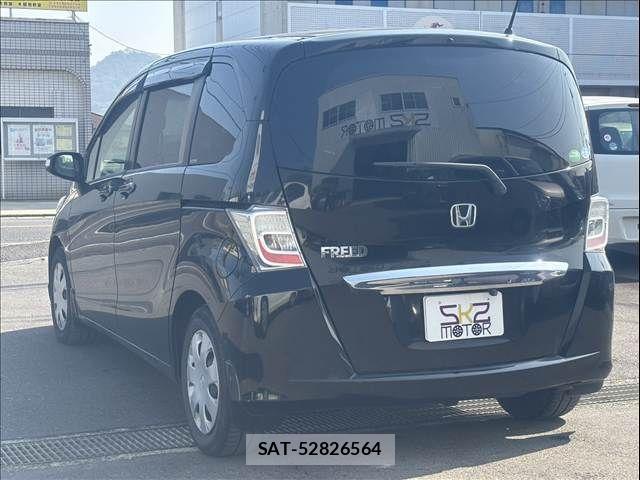 Honda FREED 2013-03 3768833-1