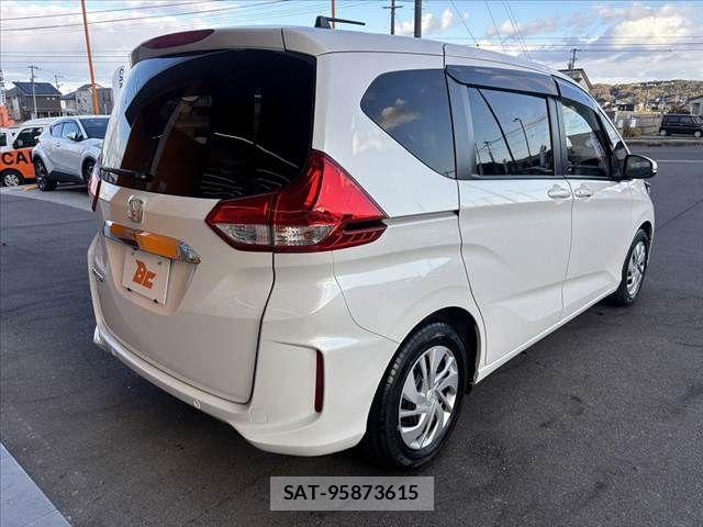 Honda FREED 2022-06 4592544-14
