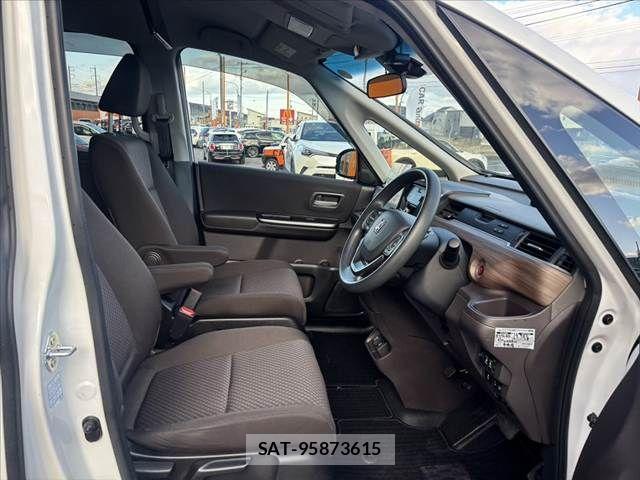 Honda FREED 2022-06 4592544-15