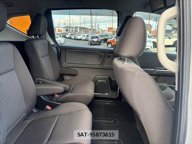 Honda FREED 2022-06 4592544-16