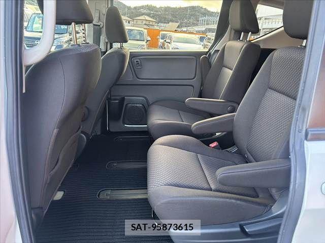 Honda FREED 2022-06 4592544-18