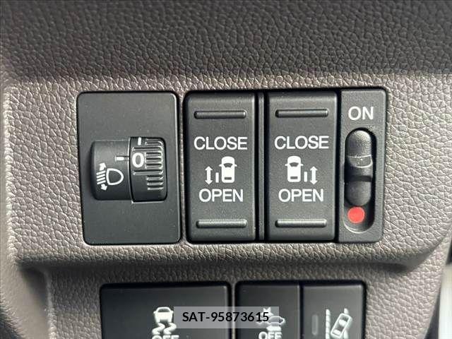 Honda FREED 2022-06 4592544-4