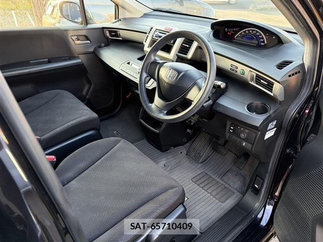 Honda FREED 2012-08 5868124-5