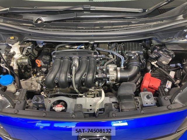 Honda FREED 2023-04 6264156-17