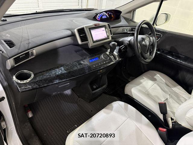 Honda FREED 2015-01 6304217-1