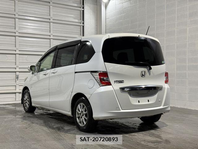 Honda FREED 2015-01 6304217-2