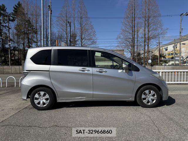 Honda FREED 2012-08 6612000-5