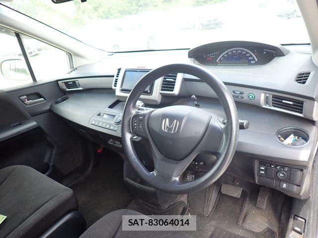 Honda FREED 2015-03 6716170-1