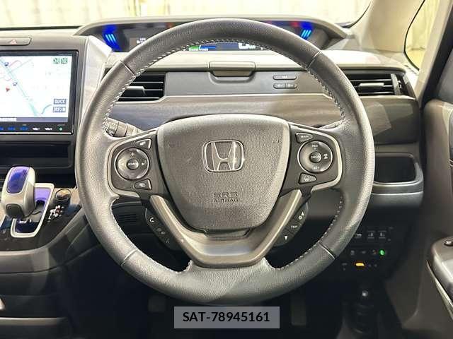 Honda FREED 2017-04 6716172-9