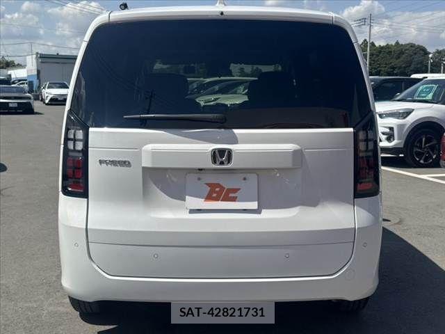 Honda FREED 2025-07 6814978-13