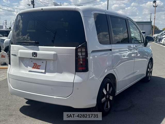 Honda FREED 2025-07 6814978-14
