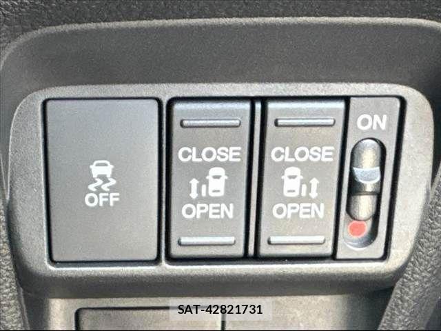 Honda FREED 2025-07 6814978-23