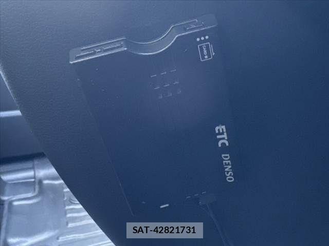 Honda FREED 2025-07 6814978-4