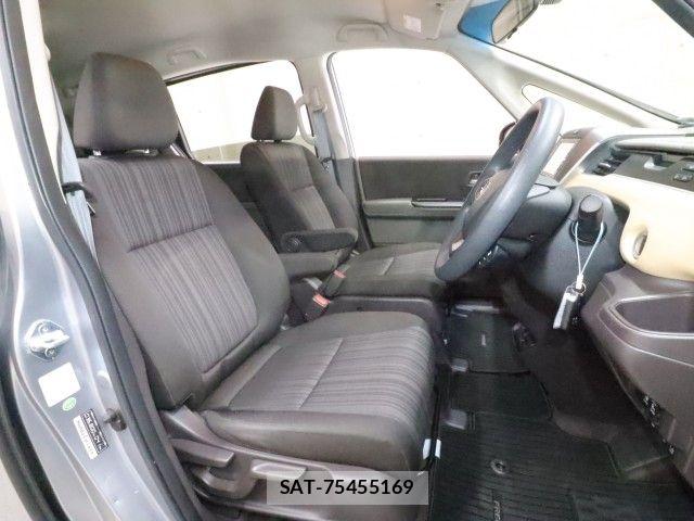 Honda FREED 2017-02 6815001-3