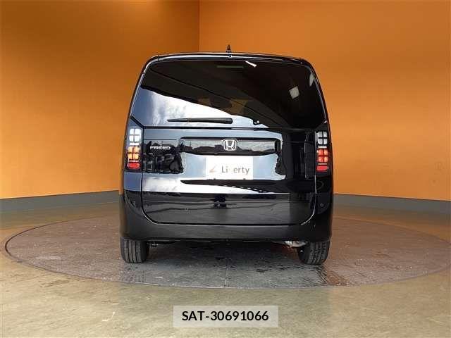 Honda FREED 2025-12 6905429-6