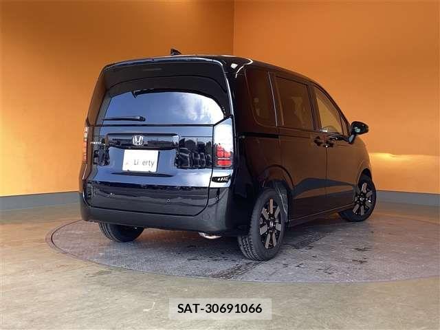 Honda FREED 2025-12 6905429-7