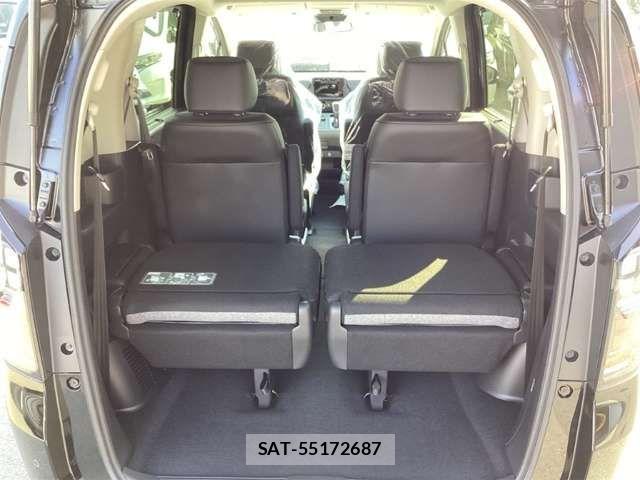 Honda FREED 2025-12 6905439-17