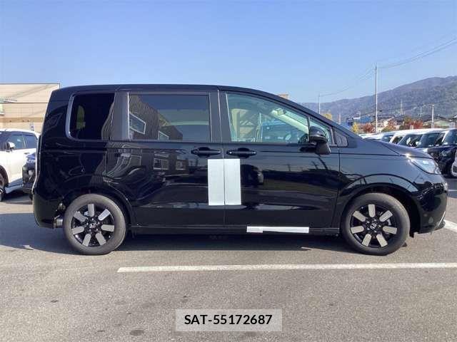 Honda FREED 2025-12 6905439-6