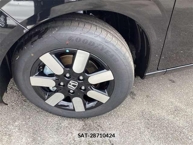Honda FREED 2025-12 6905436-13