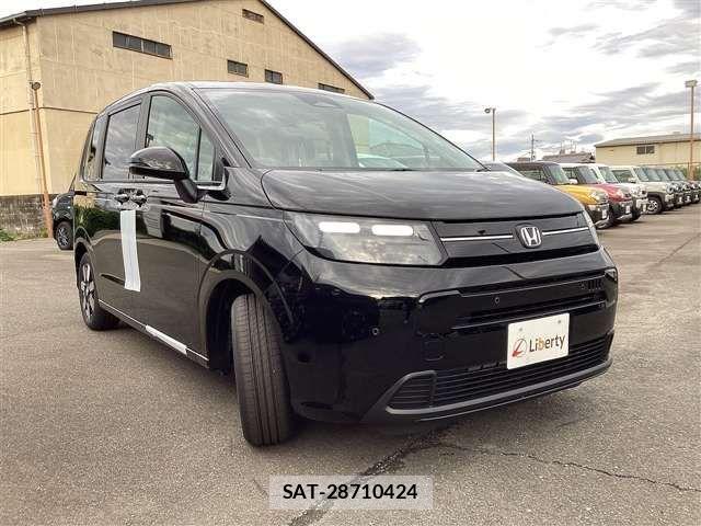 Honda FREED 2025-12 6905436-8