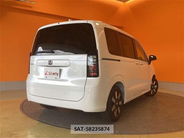 Honda FREED 2025-12 6905417-4
