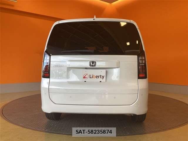Honda FREED 2025-12 6905417-8