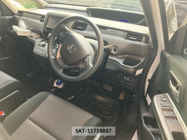 Honda FREED 2023-01 6905462-11