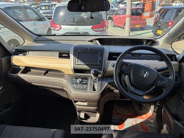 Honda FREED 2017-03 6905474-3