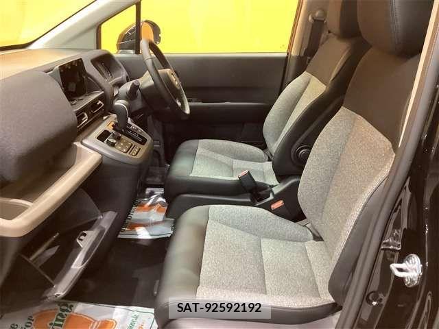 Honda FREED 2025-12 6905430-17