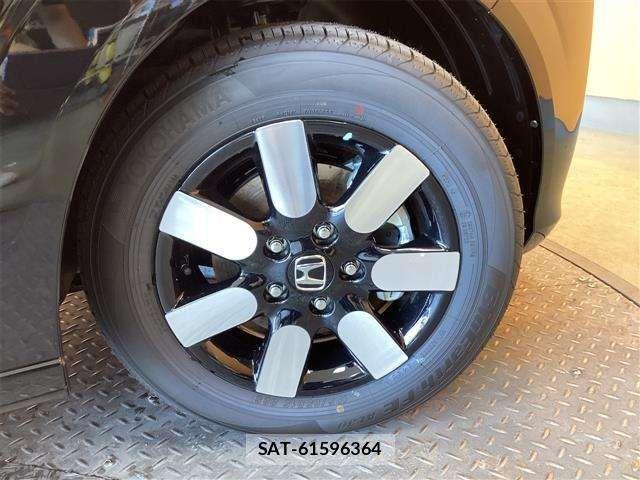 Honda FREED 2025-10 6905438-10